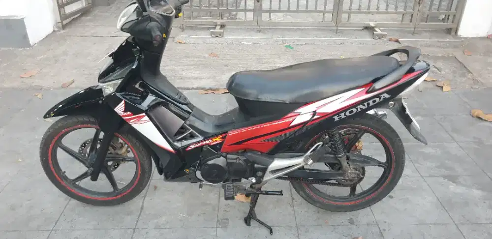 Supra X 125 TR th 2008 mulus pjk  baru