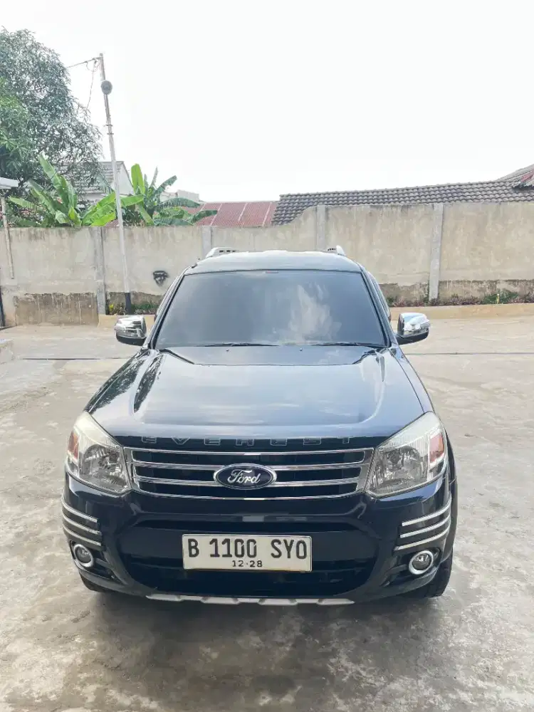 Jual ford everest xlt limeted matic 4x2 tahun 2013