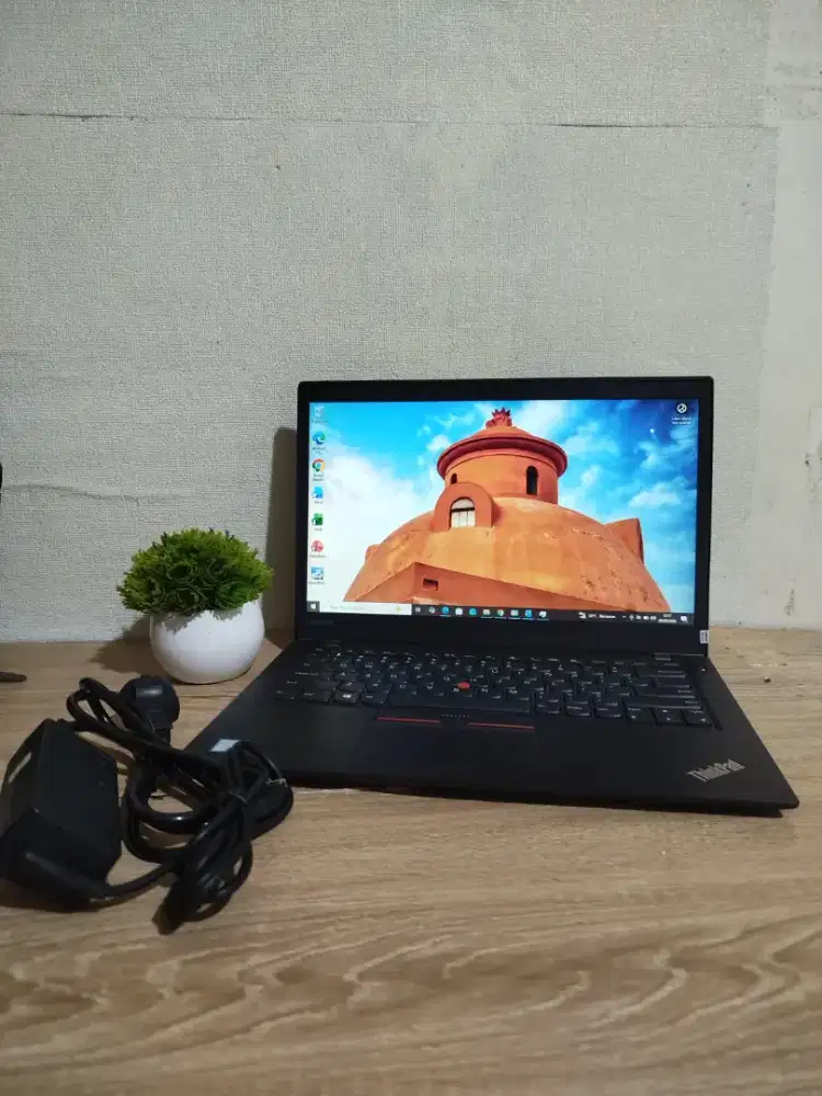 PROMO AKHIR BULAN!!! LAPTOP 3JTan LENOVO THINKPAD T470S CORE i7 GEN 7