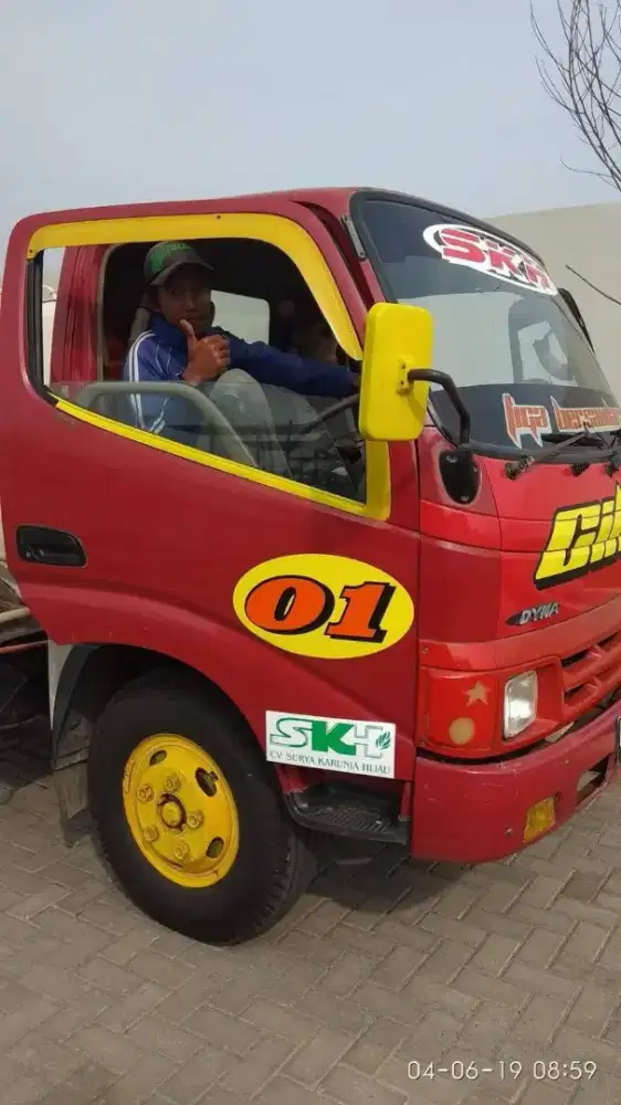 mencari pekerjaan sebagai driver