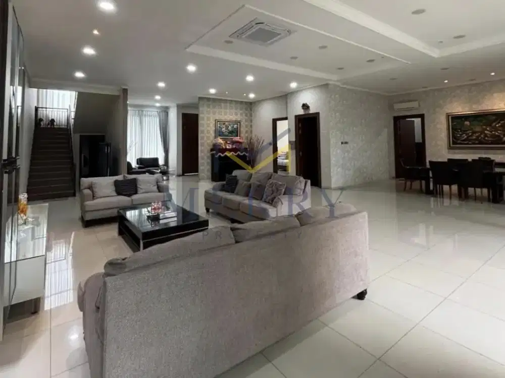 DIJUAL Rumah di Cluster THE CROWN PHG Gading Serpong