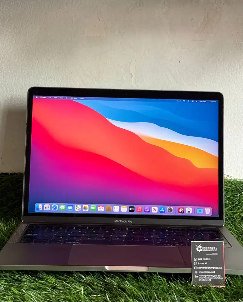 MacBook Pro 13 2017 RAM 8GB / SSD 512GB Space Grey Second Original
