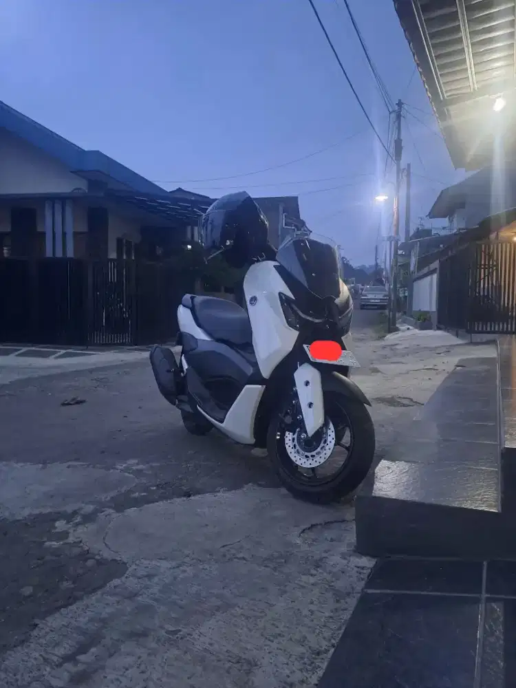 Nmax Neo S Putih 2025