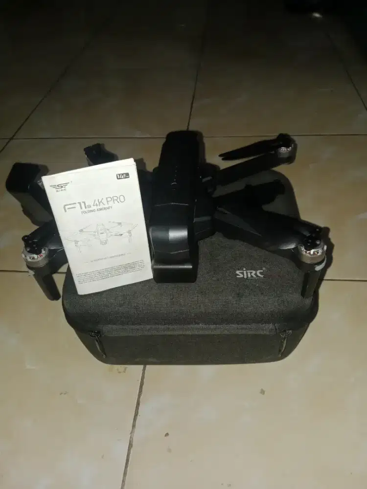 FJRC11s4k pro FOLDING AIRCRAFT