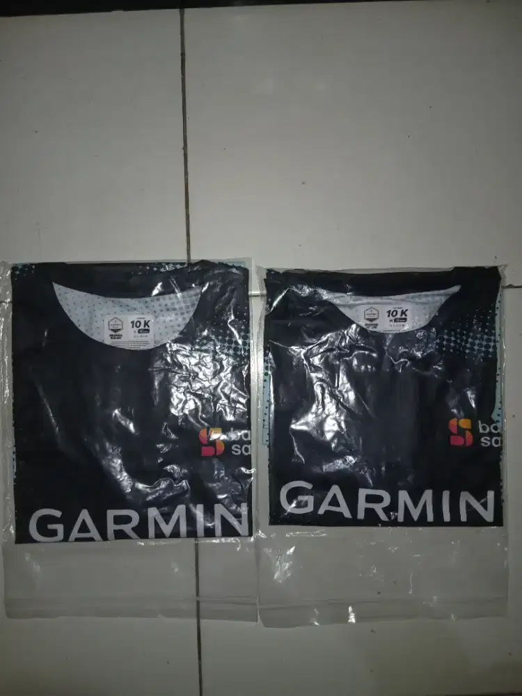 Take all jersey lari berukuran M dan L, dengan kategori jarak 10K