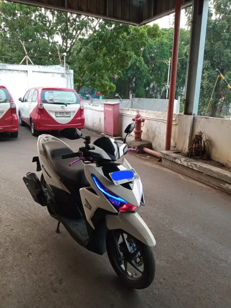 Vario 125 LED old