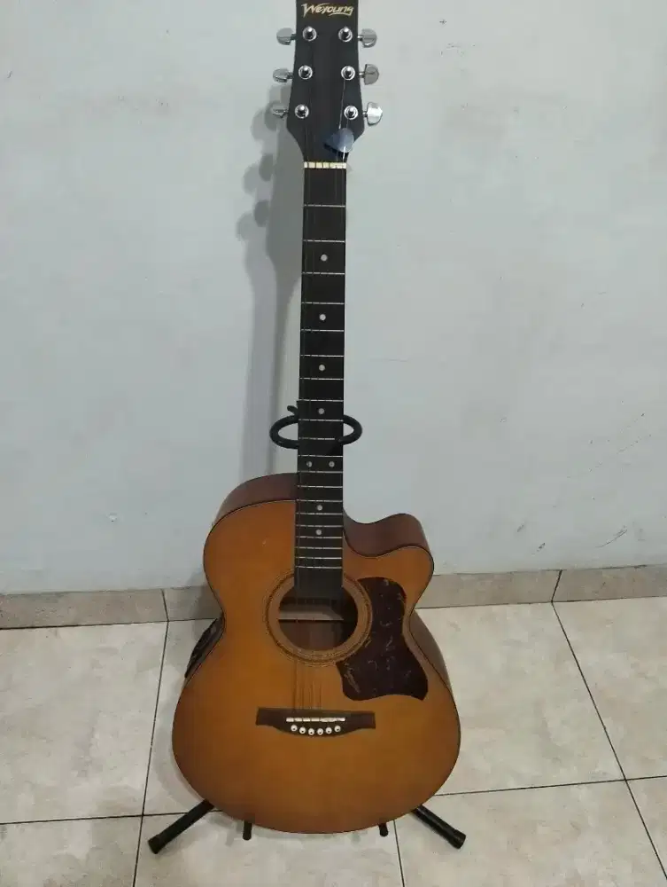 Gitar akustik elektrik WE YOUNG