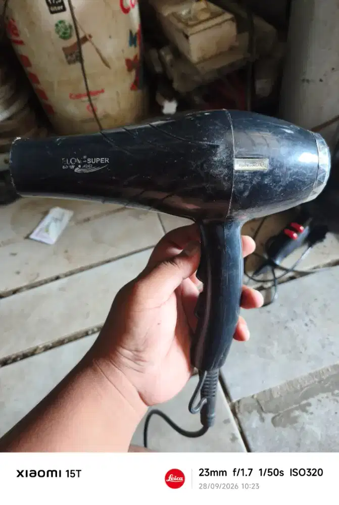 HAIR DRYER PENGERING RAMBUT 600 WATT MERK ELOV SUPER H267
