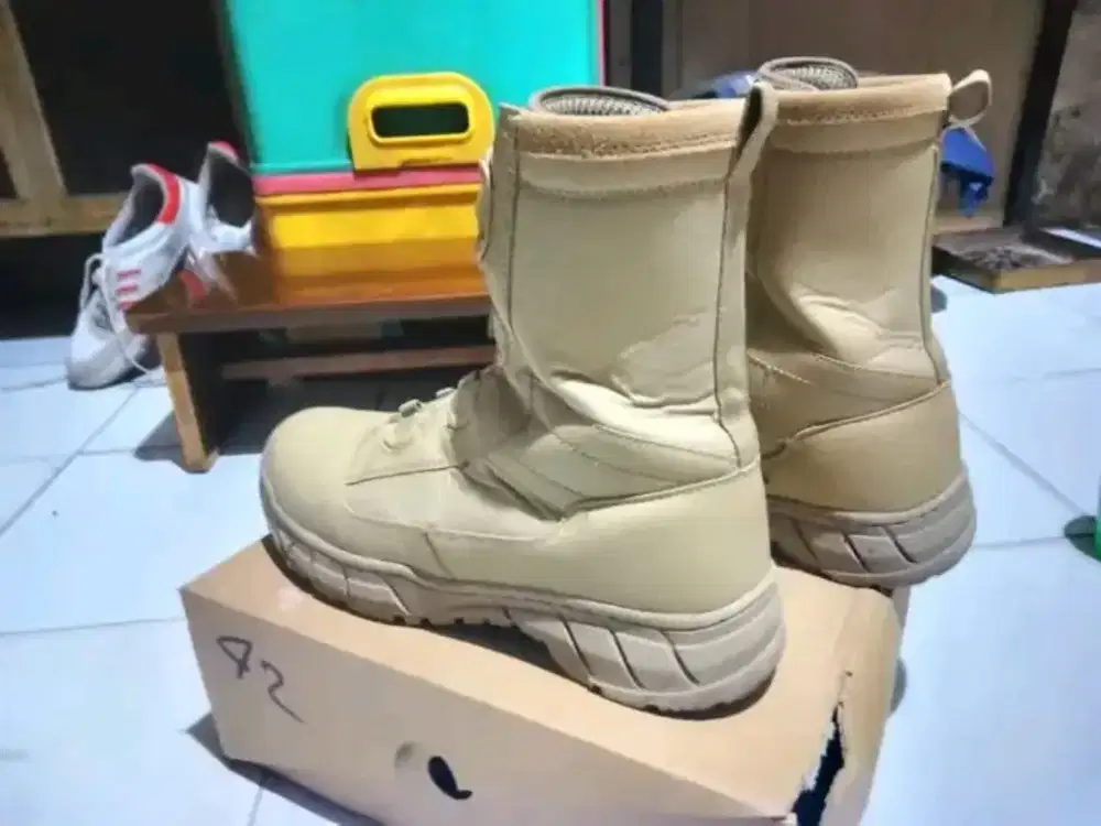 Sepatu PDL 300k