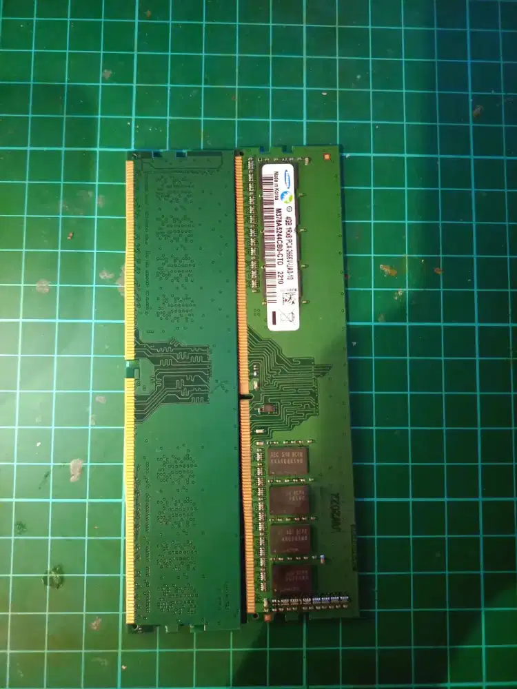 RAM SAMSUNG DDR4 || 2 Keping || 4GB || Original