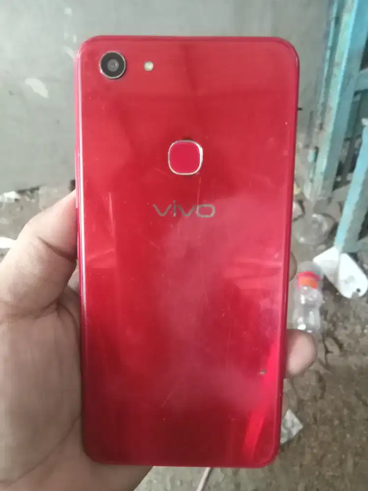 Jual aja Vivo y83 ram 4/64 batangan minus batrei bocor