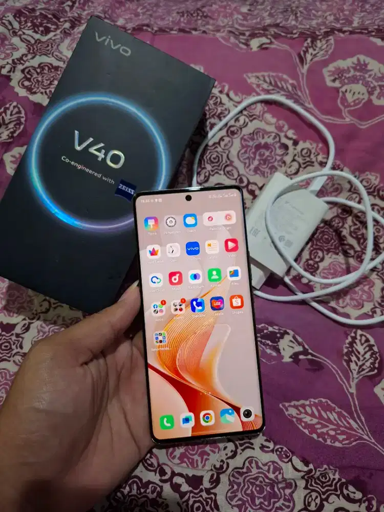Vivo V40 5G ram 8/256 fulset mulus