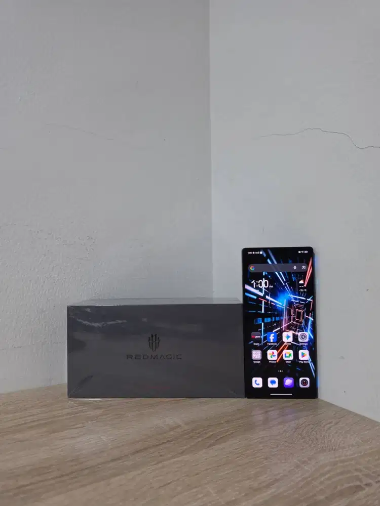 ZTE Nubia Red Magic 11 Pro 16/512 Snapdragon 8 Elite Gen 5 Resmi