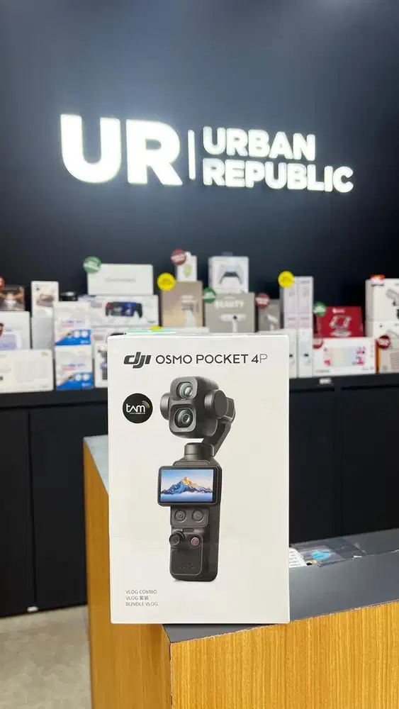 NEW ARRIVAL DJI POCKET 4 PRO VLOG COMBO