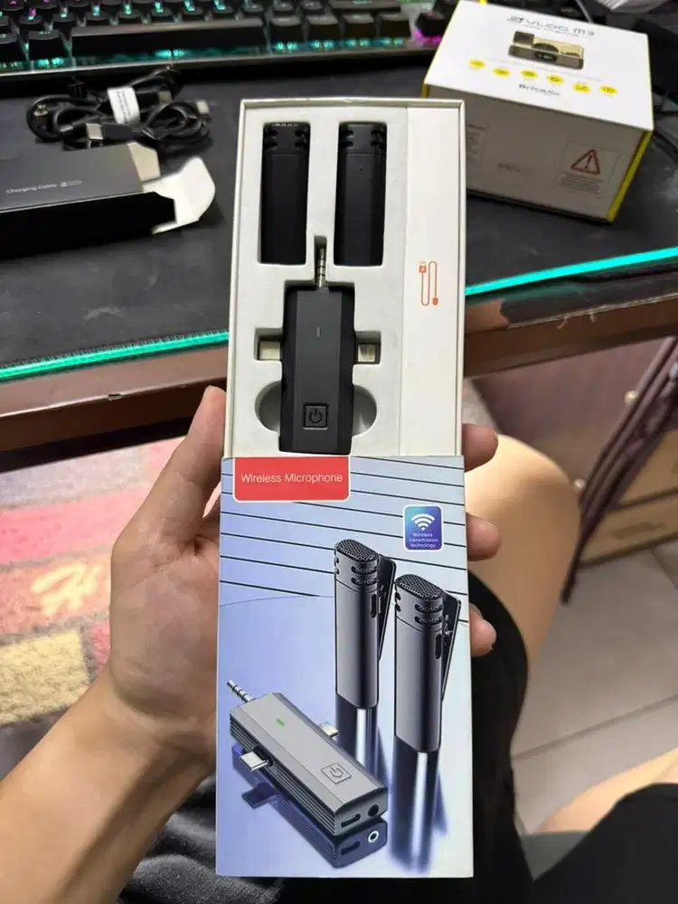Wireless Microphone clip on
