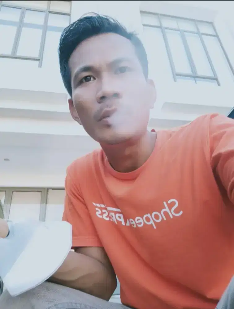 Saya lagi cari kerjaan supir pribadi