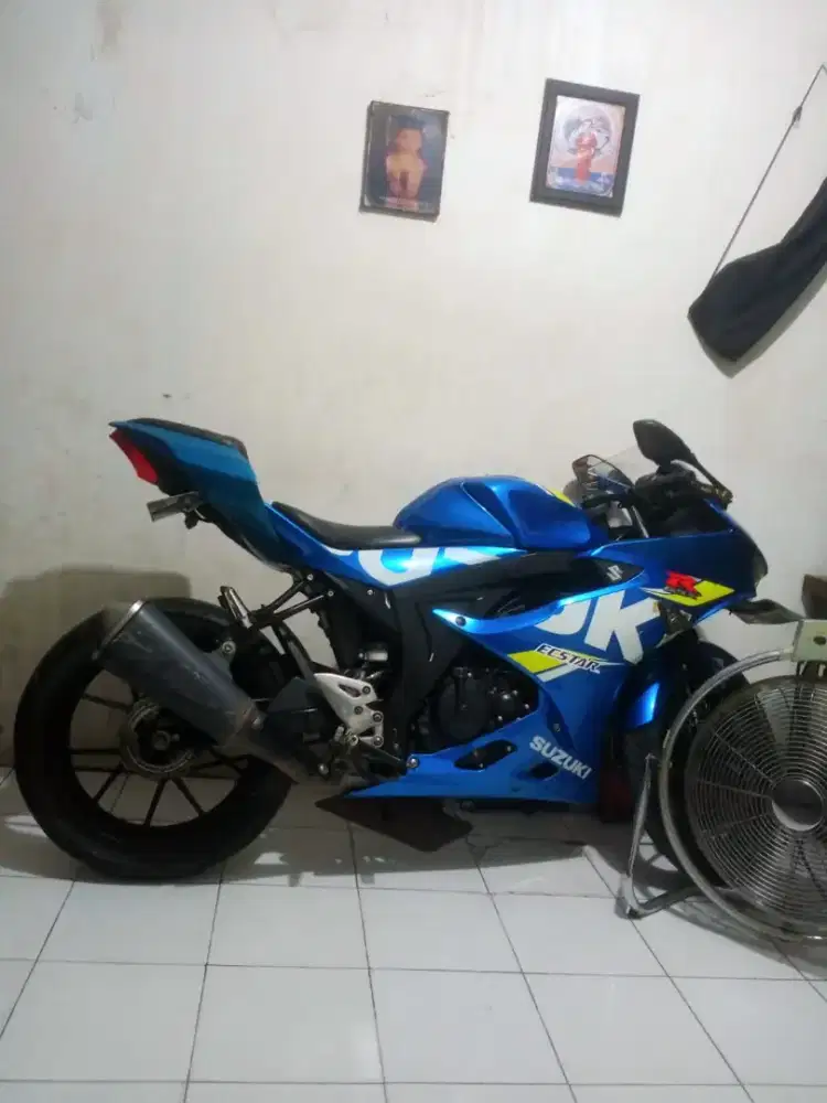 Di jual GSX 150 PAJAK IDUP MOTOR SEHAT
