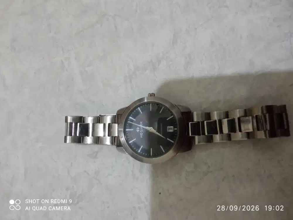 Jam tangan hegner 1224L ada kalender