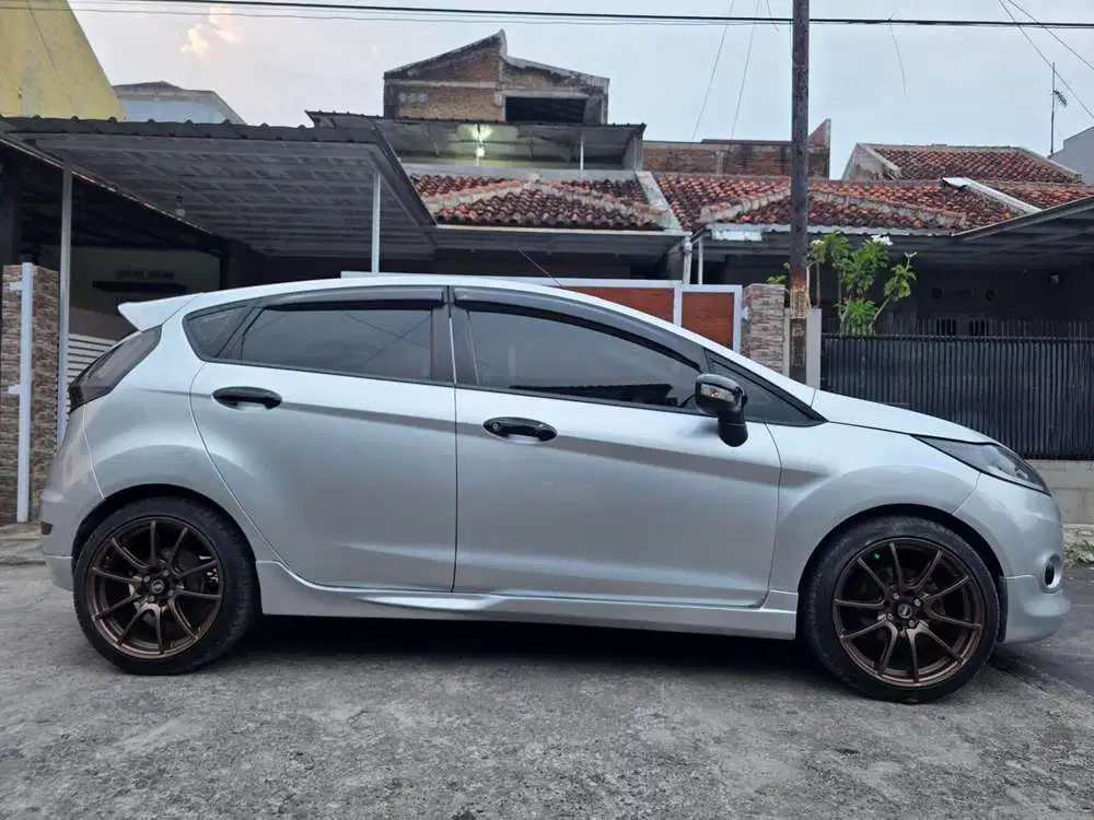 Ford Fiesta 2011 Bensin