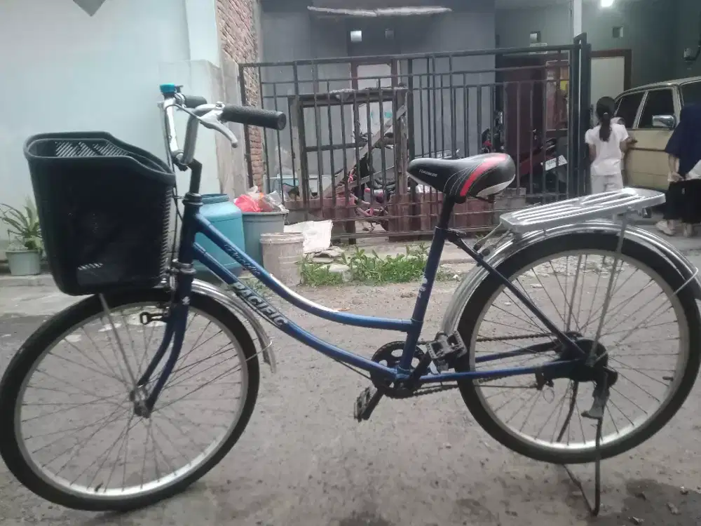 Dijual sepeda mini Pacific ring 24 kondisi siap pakai lokasi legok