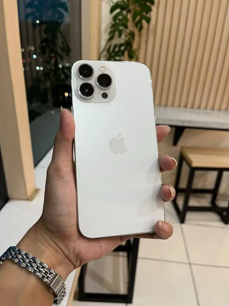 Dijual iPhone 13 Promax 256gb mulus sinyal all operator fullset