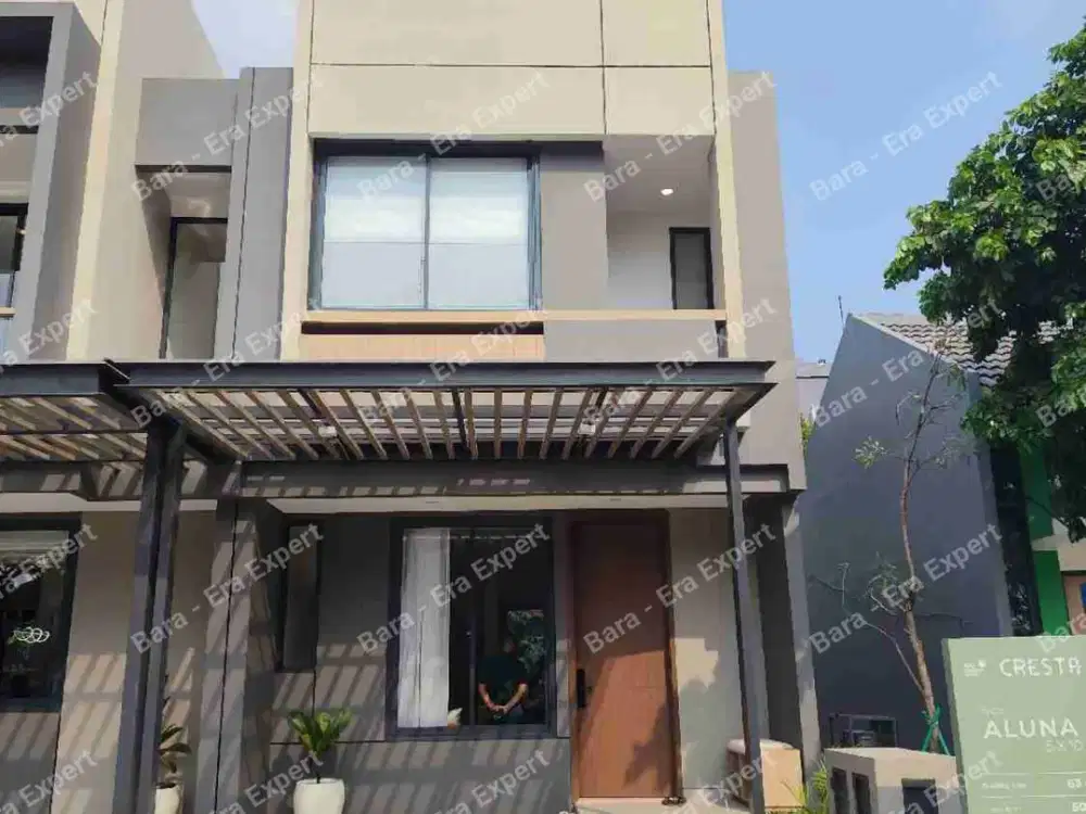 Rumah 2 lantai tepi danau di Harapan Indah dengan harga di bawah semilyar!!!