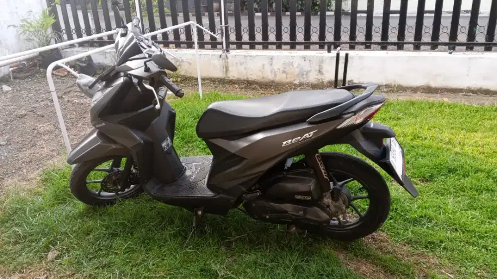 Honda beat deluxe