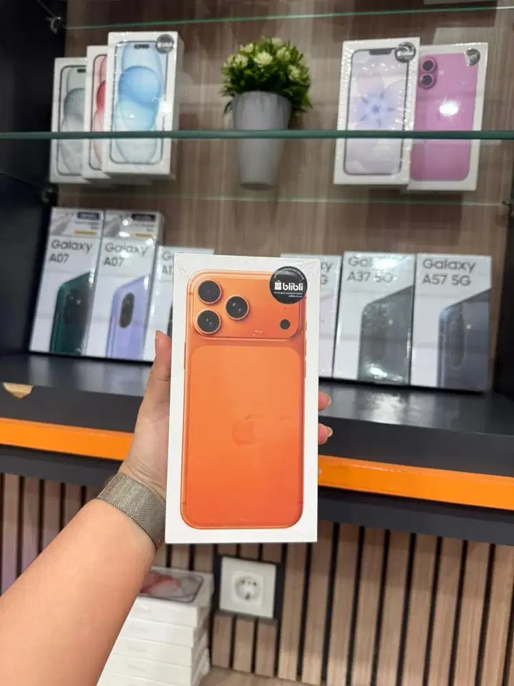 Ip 17pm 256 orange new