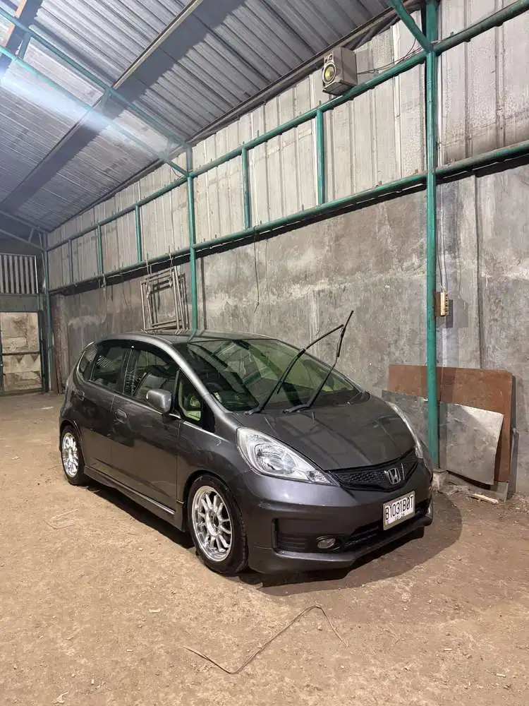 Honda Jazz 2011 Bensin