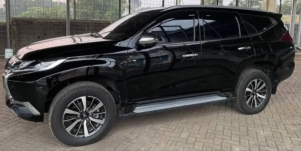 (ISTIMEWA) PAJERO SPORT DAKAR ULTIMATE 2017