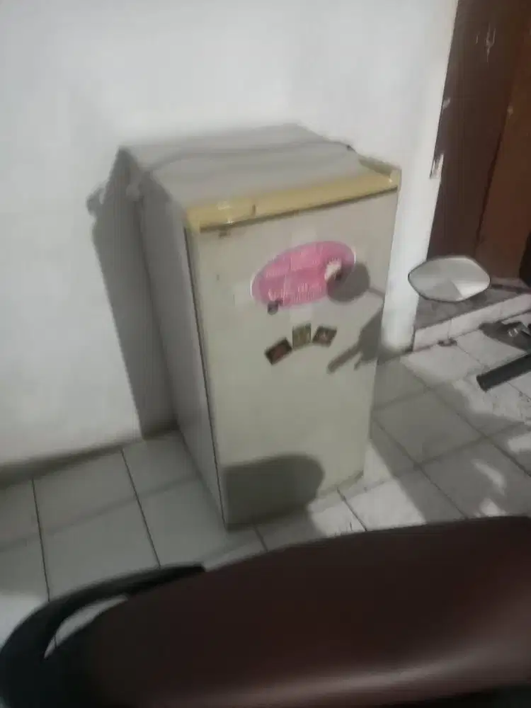 KULKAS 2 Pintu *BEKAS*