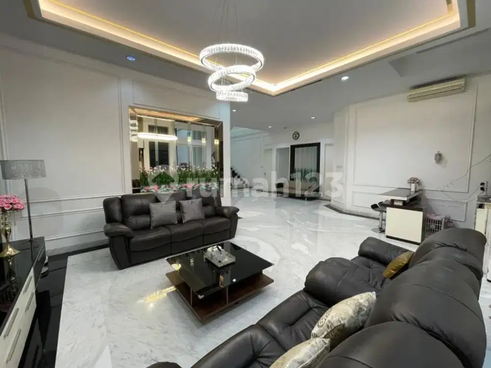 Dijual Cepat Rumah Mewah Villa Artha Gading