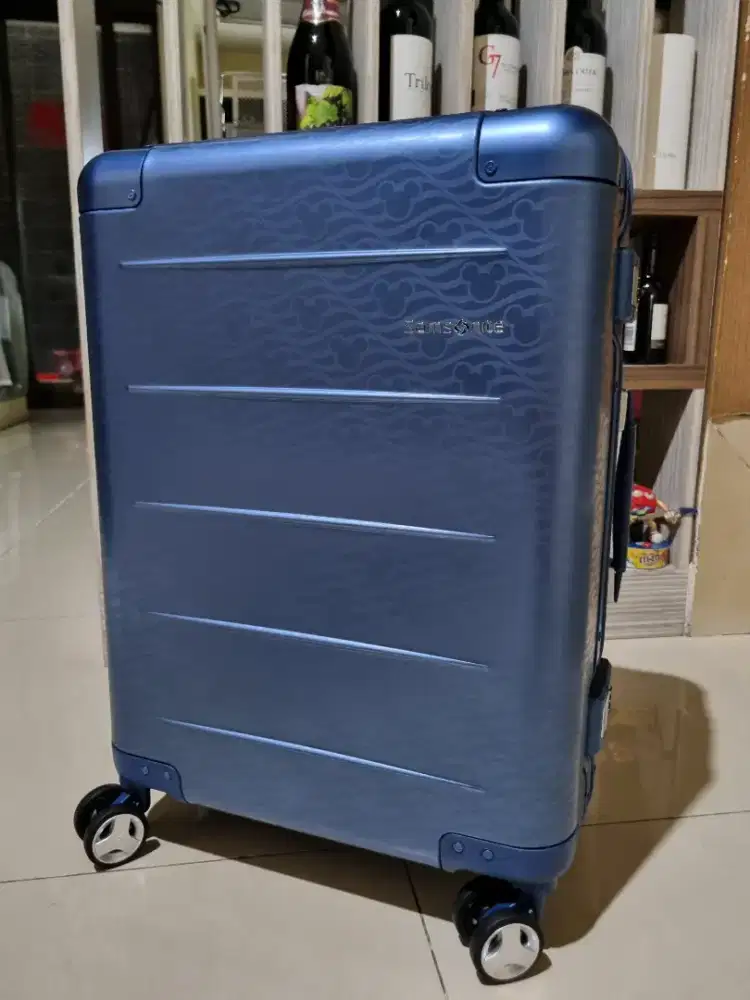 Koper Samsonite Alumunium Disney Set x UOB ukuran 20 inch cabin size