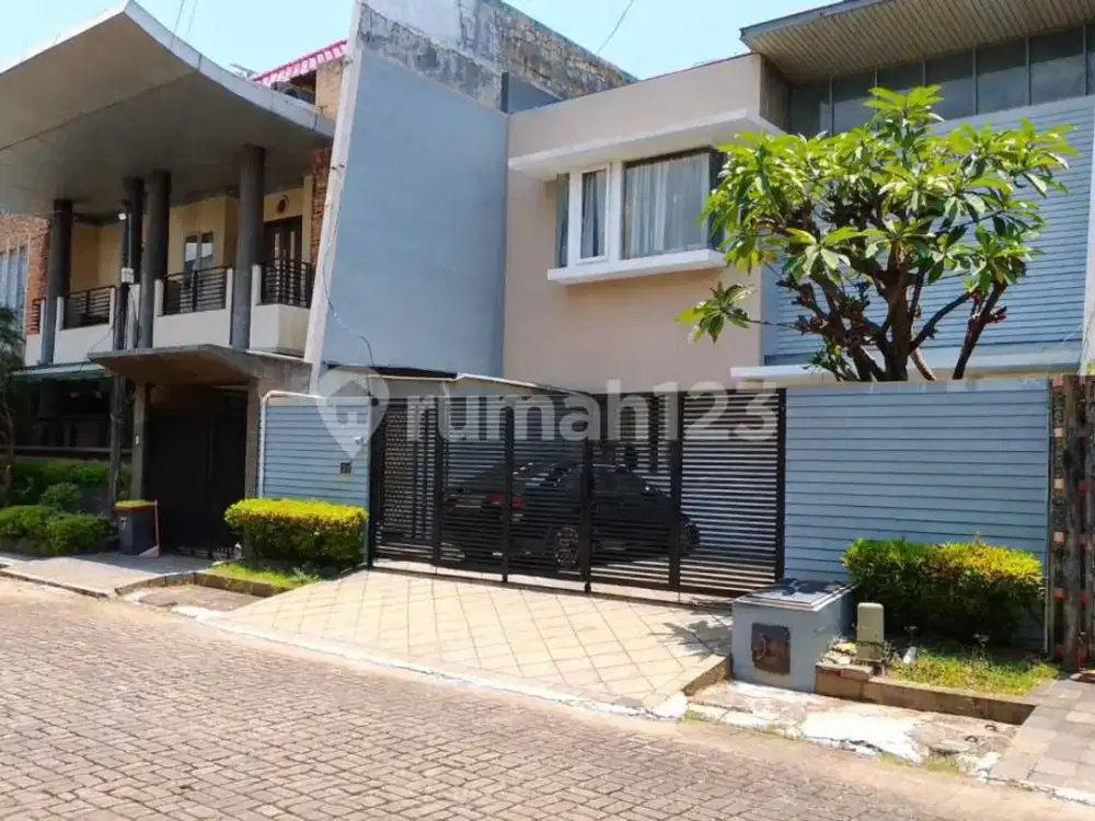 Dijual Rumah Mewah Villa Permata Gading 2 Lantai Siap Huni