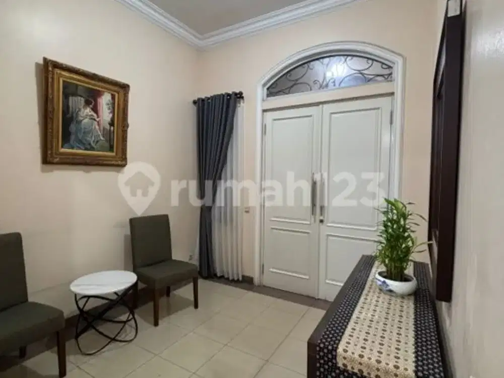 Murah! Rumah 2.Lantai Siap Huni Dalam Cluster Royal Gading Mansion Kelapa Gading