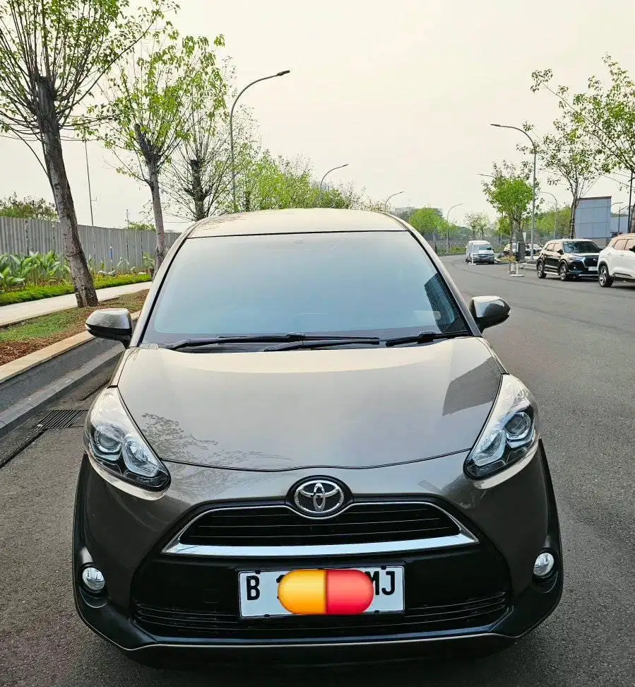 Toyota Sienta 1.5 V matic 2017 istimewa