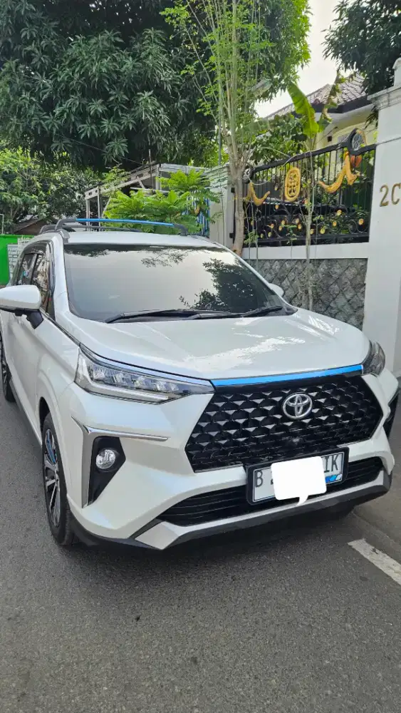 Avanza veloz Q 2023 matic terawat tangan pertama dari baru