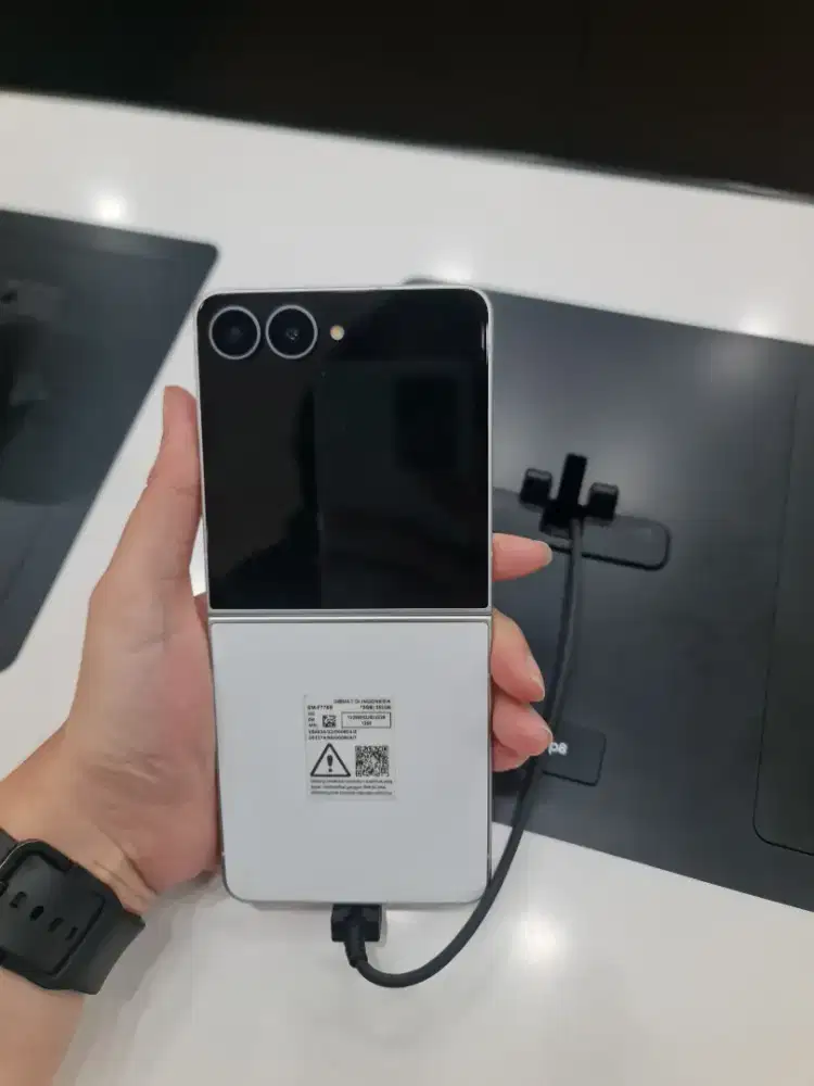 Samsung Flip 8 256 garansi resmi