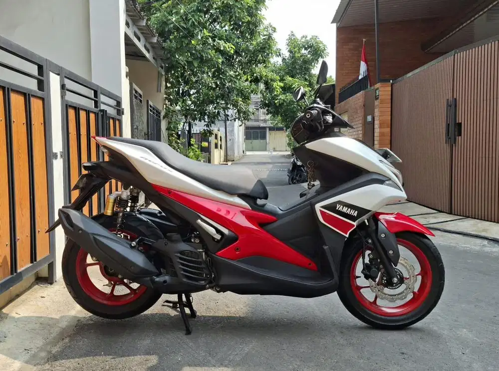 Yamaha Aerox R 155 VVA MULUSSS Pajak Hidup Surat Lengkap