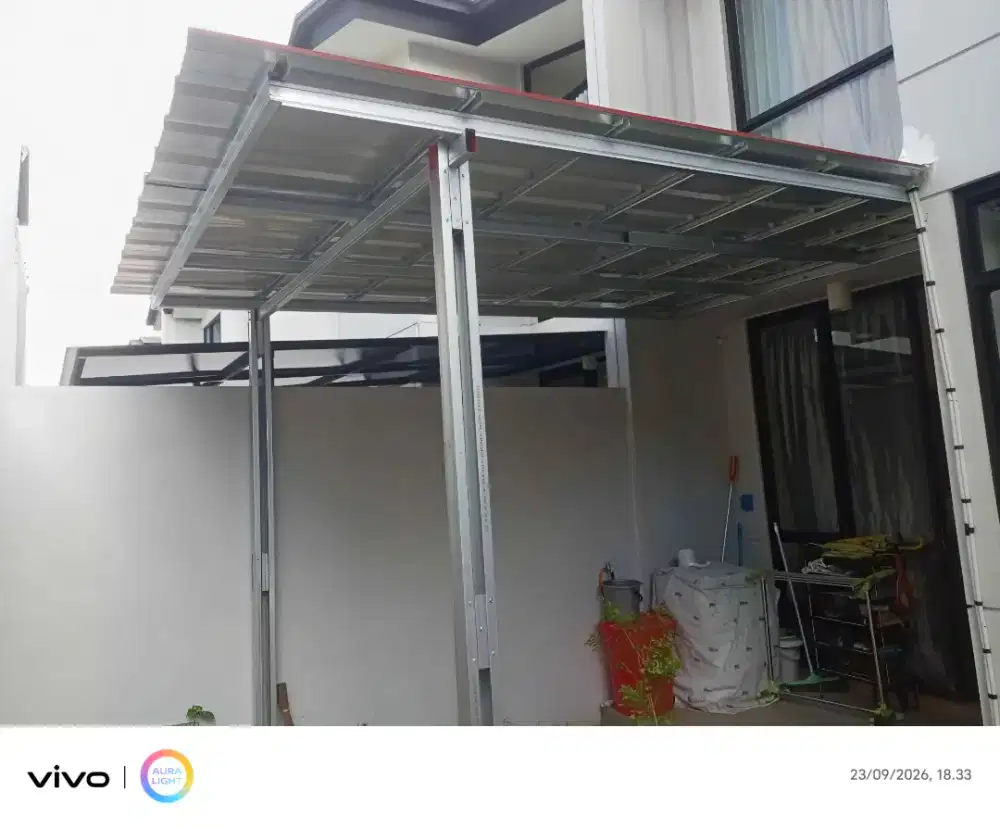 Pasang kanopi baja ringan