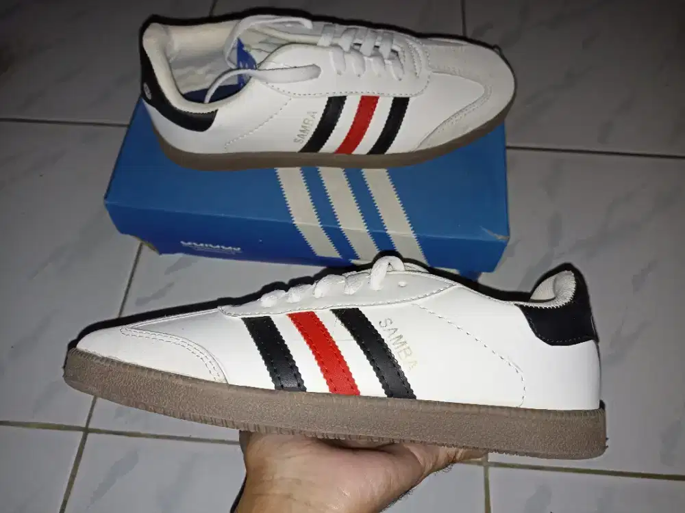 Sepatu Adidas Samba Sneakers