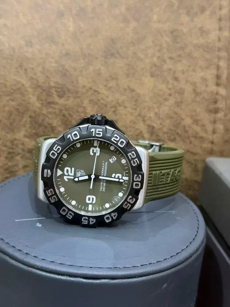 Jam Tag Heuer Formula 1 Dark Green