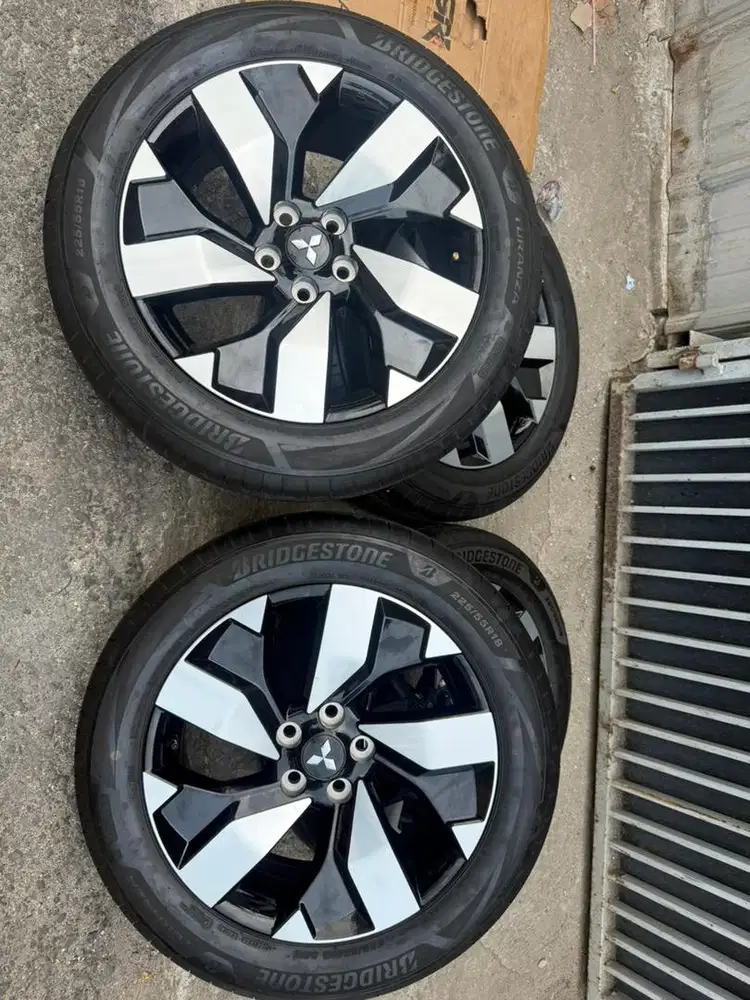 Velg Mitsubishi Destinator R.18 ori