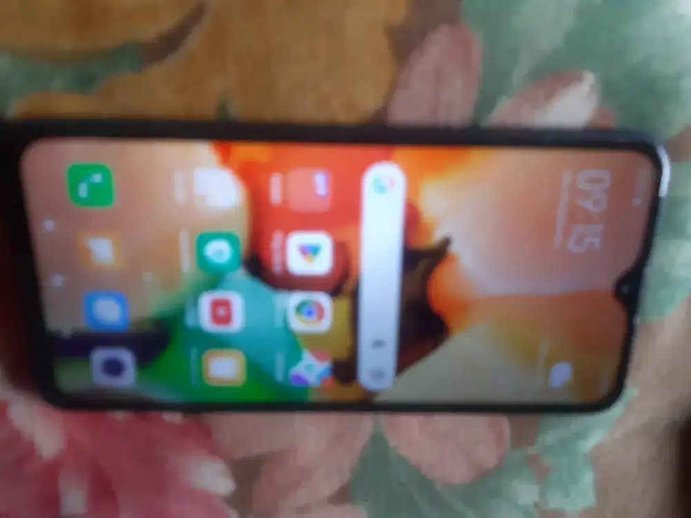 Redmi8:Layar6,2inci_GorillaGlass,Android10th.2022,Ram3/32,Batre5000mAh