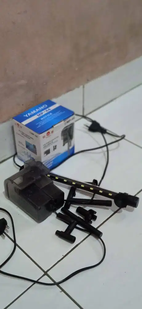 Mesin pilter gantung skimer dan lampu 30cm putih