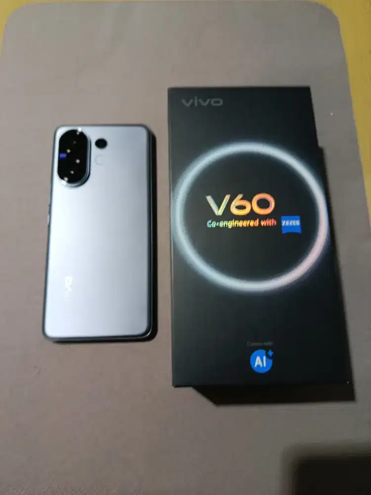 Vivo V60 5G 8/256 warna gray