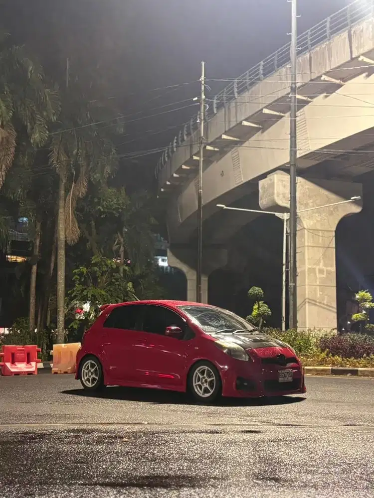 Yaris 2013 manual last edition