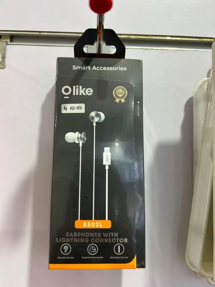 OLIKE EARPHONES WITH LIGHTNING CONNECTOR E502L (msi)