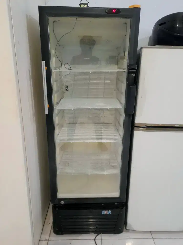 Kulkas Minuman / Chiller / Showcase GEA 4 Rak