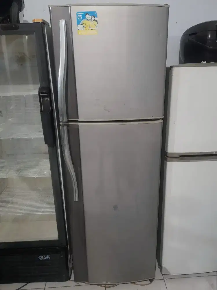 Kulkas 2 Pintu SHARP Semi Jumbo